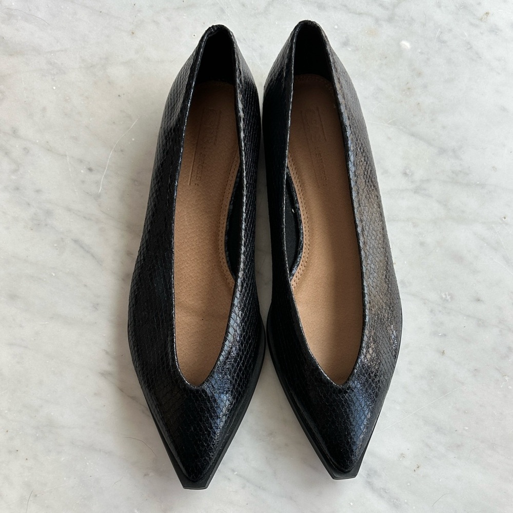 NEW ASOS Design Lifetime Pointed Black Ballet Flat - Picture 2 of 4